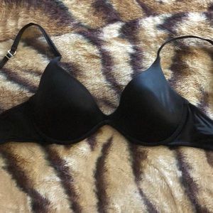 Victoria secret scoop neck bra